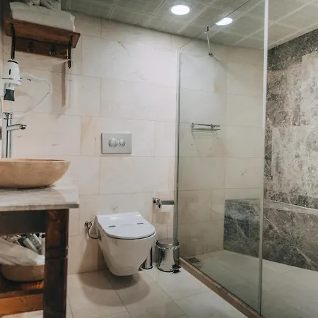 Отель Sora Cave *