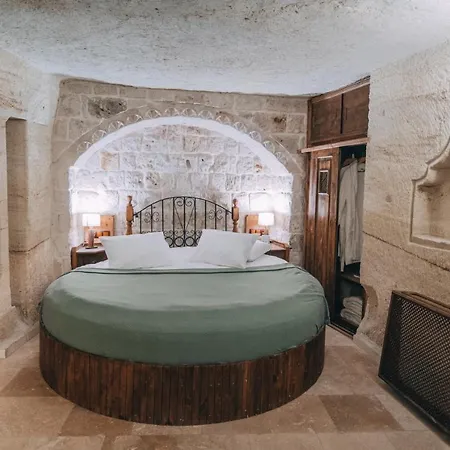 Отель Sora Cave *