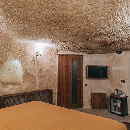 Sora Cave * Göreme